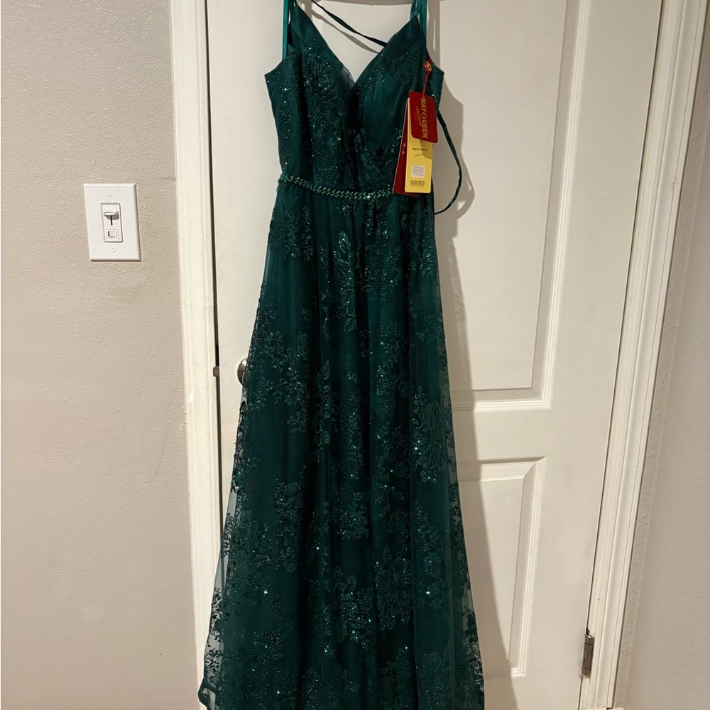 Elegant Green
